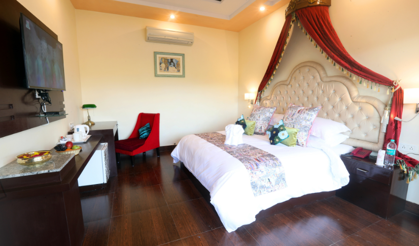 room in Rishikesh with private pool