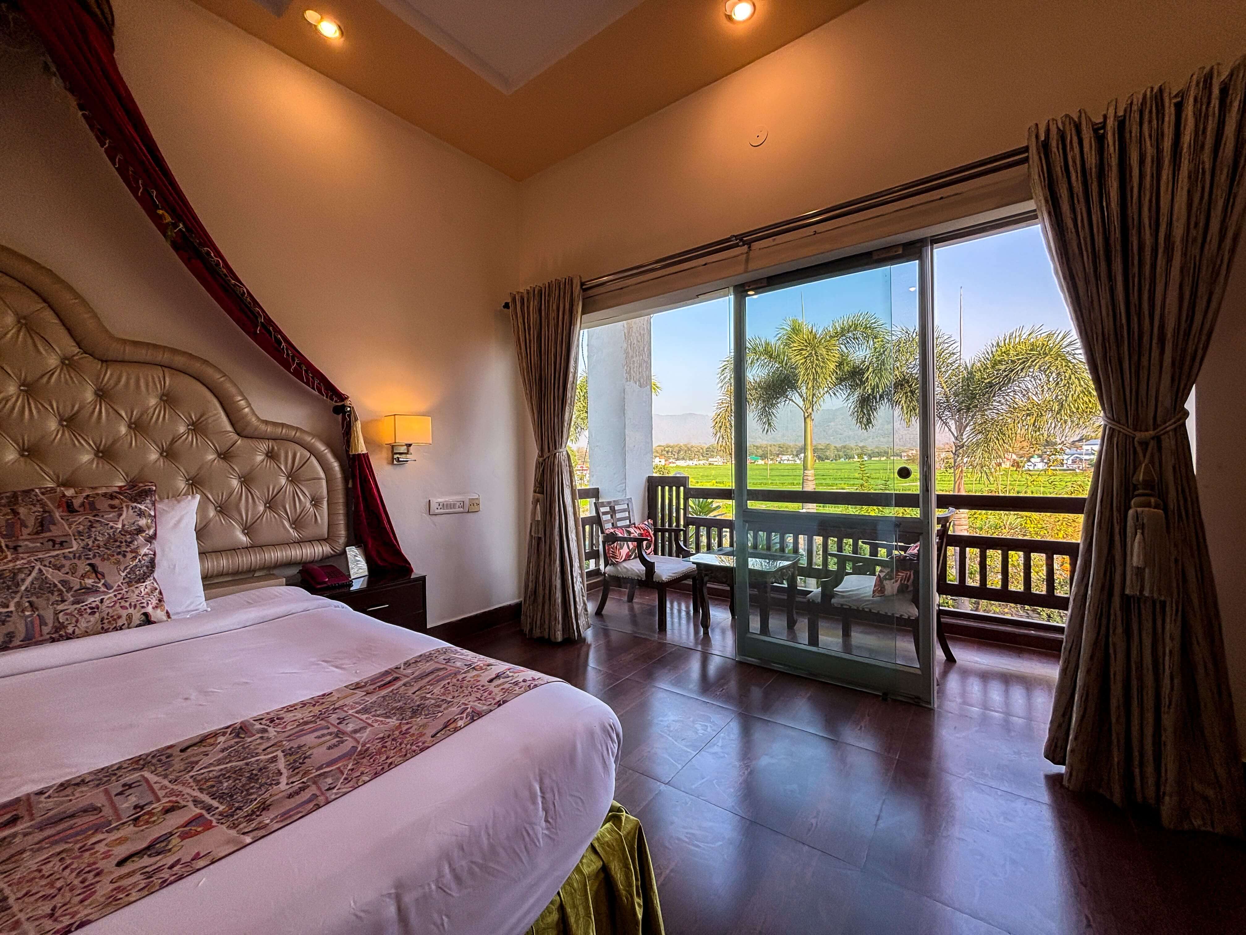 best resorts in rishikesh