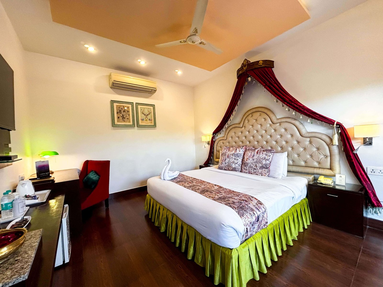 room in Rishikesh with swimming pool